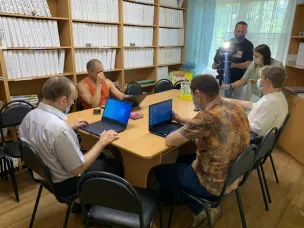 Проект «Развитие цифровой грамотности инвалидов по зрению» проводит обучение в малых группах